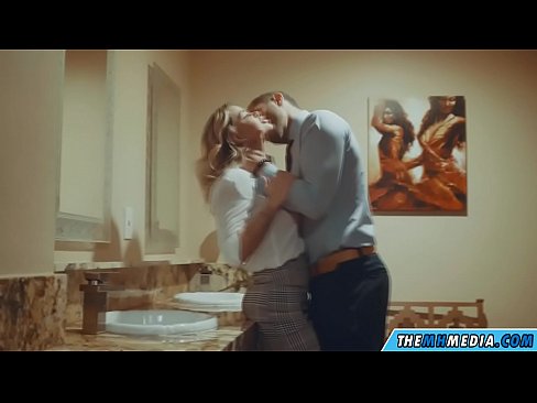 ❤️ Kad krūtiska blondīne pavedina tevi publiskā tualetē ☑ Kvalitatīvs porno pie porno lv.zoomporno.ru ❤